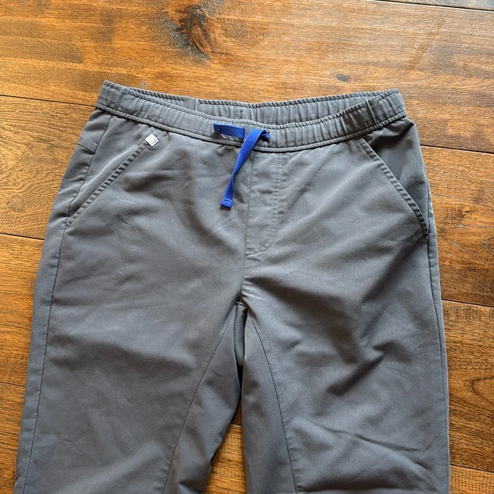 FIGS Tansen Joggers dark grey Scrubs Size Small